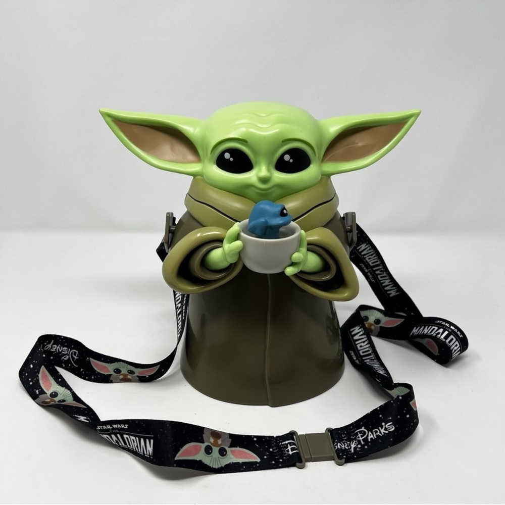 Disney Parks Baby Yoda Sipper